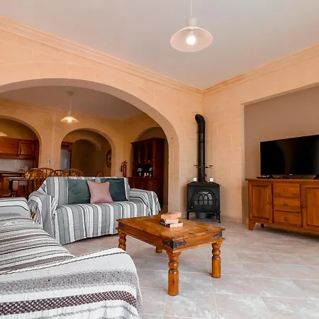 Fieldview - Gozo Villa